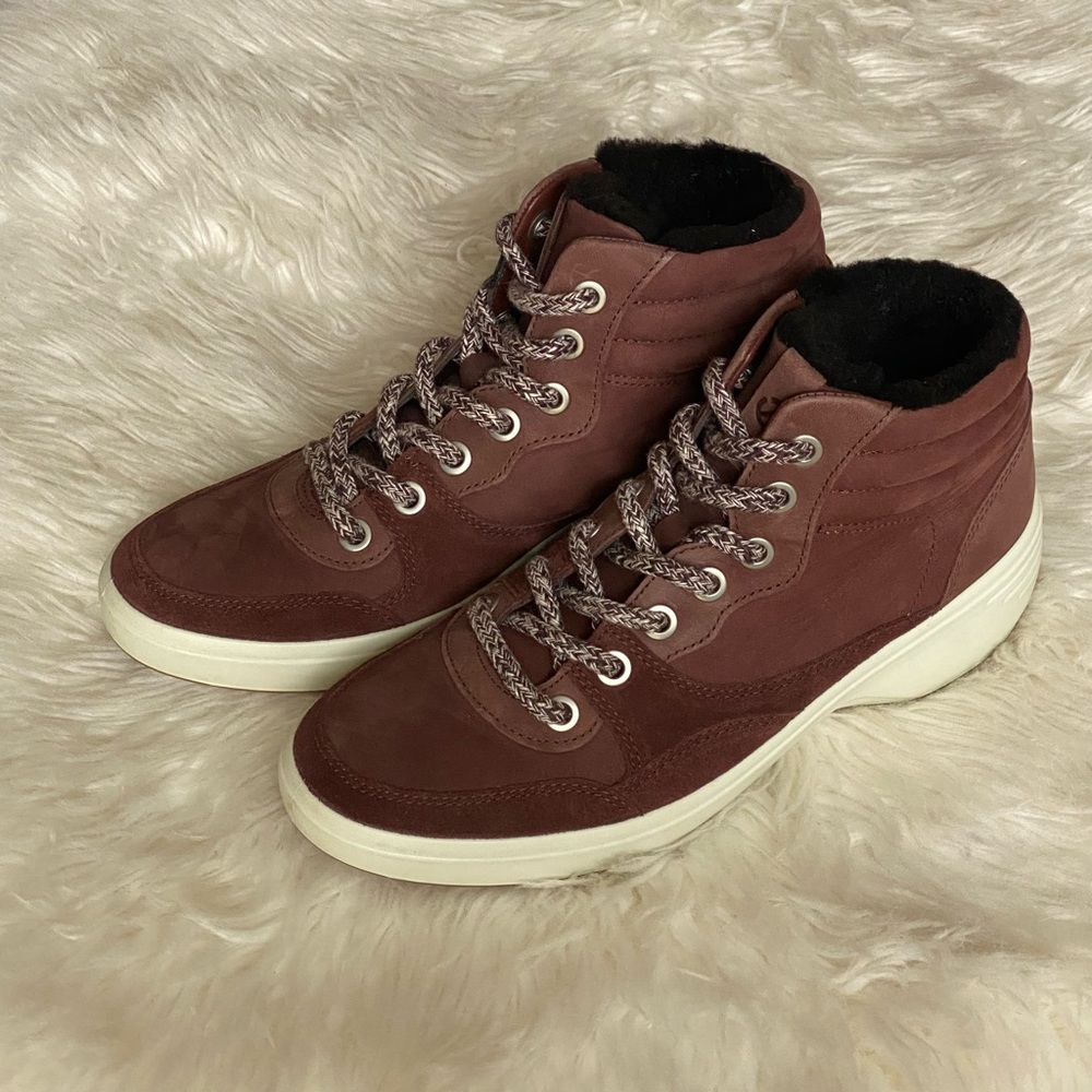 ECCO Ankle Boots with Shearling 8.5